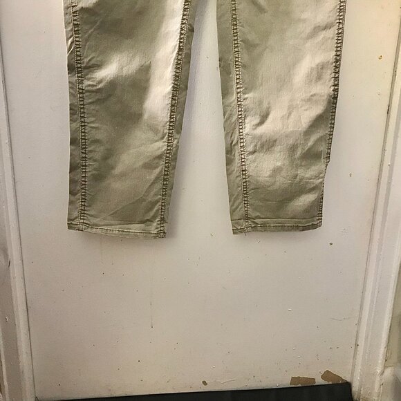 Old Navy Unisex Twill Pants - Light Olive Green - Size 18 Tall - Picture 6 of 7